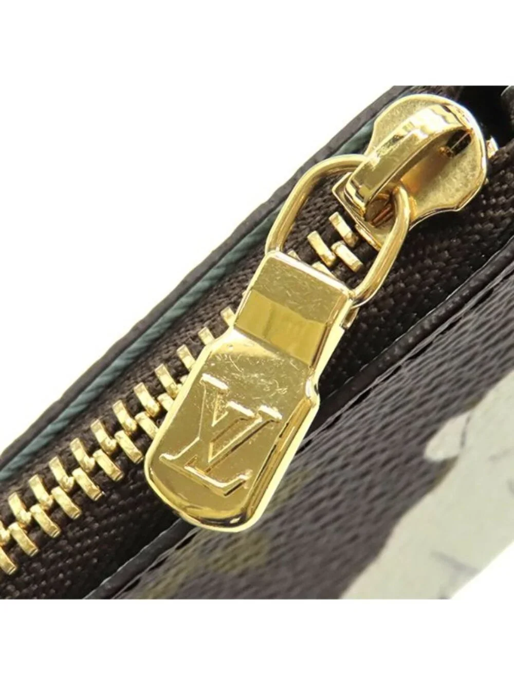 Louis Vuitton Coin Purse Pochette Cles Monogram Canvas Azur Frost Key